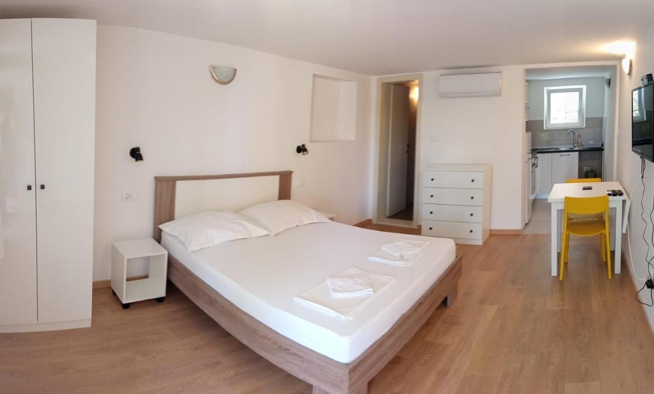 Apartmani Jure Peric Duće Exterior foto